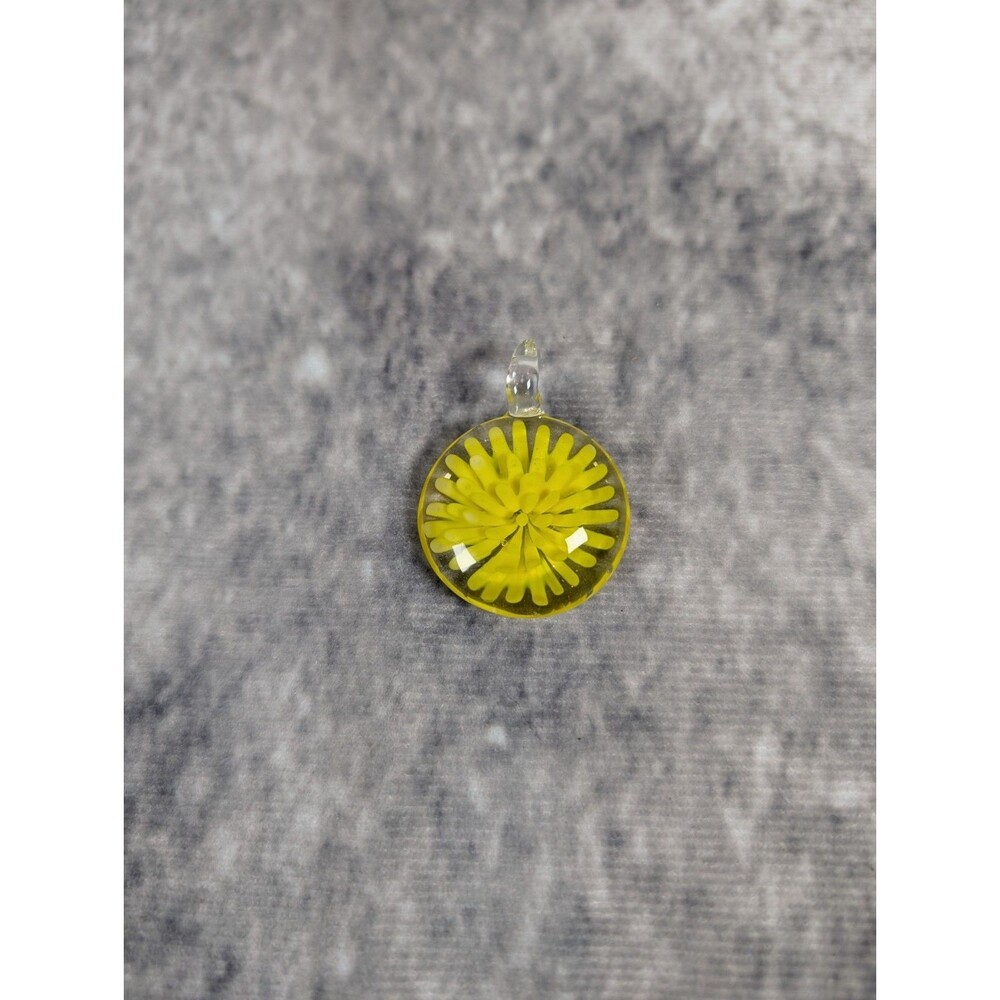 Striking Vintage Modernist Murano Glass Style Yellow Flower Pendant Necklace